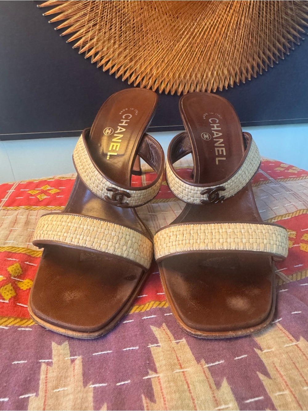 CHANEL Rattan Summer Logo Heels 39.5 - Picture 13 of 16